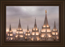 Load image into Gallery viewer, Salt Lake City Temple Rising Ramparts
