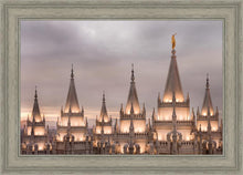 Load image into Gallery viewer, Salt Lake City Temple Rising Ramparts
