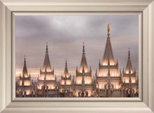 Load image into Gallery viewer, Salt Lake City Temple Rising Ramparts
