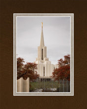 Load image into Gallery viewer, Jordan River Crimson &amp; Wool
