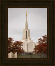 Load image into Gallery viewer, Jordan River Crimson &amp; Wool
