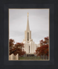Load image into Gallery viewer, Jordan River Crimson &amp; Wool

