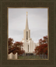 Load image into Gallery viewer, Jordan River Crimson &amp; Wool
