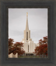 Load image into Gallery viewer, Jordan River Crimson &amp; Wool

