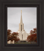 Load image into Gallery viewer, Jordan River Crimson &amp; Wool

