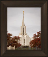 Load image into Gallery viewer, Jordan River Crimson &amp; Wool
