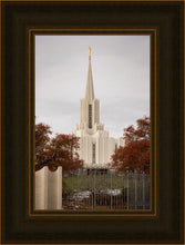 Load image into Gallery viewer, Jordan River Crimson &amp; Wool
