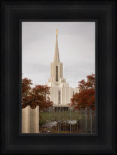 Load image into Gallery viewer, Jordan River Crimson &amp; Wool
