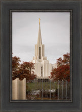 Load image into Gallery viewer, Jordan River Crimson &amp; Wool

