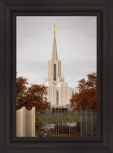 Load image into Gallery viewer, Jordan River Crimson &amp; Wool
