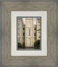 Load image into Gallery viewer, Salt Lake The Morning Breaks
