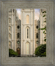 Load image into Gallery viewer, Salt Lake The Morning Breaks

