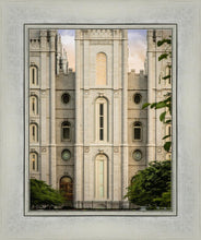 Load image into Gallery viewer, Salt Lake The Morning Breaks

