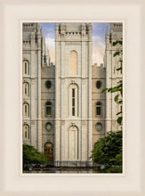 Load image into Gallery viewer, Salt Lake The Morning Breaks
