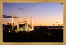 Load image into Gallery viewer, Las Vegas Eventide
