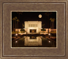 Load image into Gallery viewer, Mesa Supermoon
