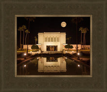 Load image into Gallery viewer, Mesa Supermoon
