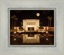 Load image into Gallery viewer, Mesa Supermoon
