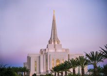 Load image into Gallery viewer, Gilbert Temple The Light Draweth Us To Him
