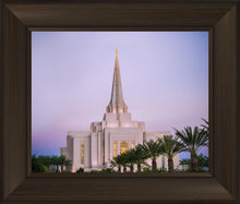 Load image into Gallery viewer, Gilbert Temple The Light Draweth Us To Him
