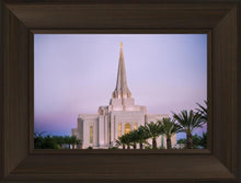 Load image into Gallery viewer, Gilbert Temple The Light Draweth Us To Him
