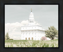 Load image into Gallery viewer, Sweet is The Work Nauvoo Illinois Temple
