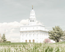 Load image into Gallery viewer, Sweet is The Work Nauvoo Illinois Temple
