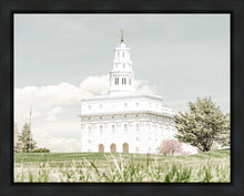 Load image into Gallery viewer, Sweet is The Work Nauvoo Illinois Temple
