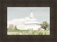 Load image into Gallery viewer, Sweet is The Work Nauvoo Illinois Temple
