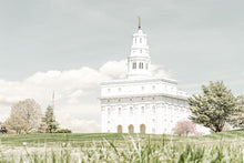 Load image into Gallery viewer, Sweet is The Work Nauvoo Illinois Temple
