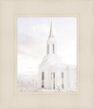 Load image into Gallery viewer, Lindon Utah Close To Him
