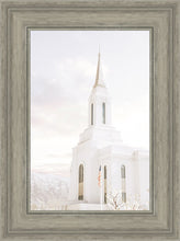 Load image into Gallery viewer, Lindon Utah Close To Him
