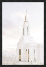 Load image into Gallery viewer, Lindon Utah Close To Him
