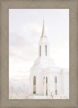 Load image into Gallery viewer, Lindon Utah Close To Him
