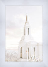 Load image into Gallery viewer, Lindon Utah Close To Him
