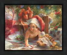 Load image into Gallery viewer, Great Box Santa
