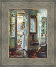 Load image into Gallery viewer, I Saw The Sun Force The Darkness To Hide
