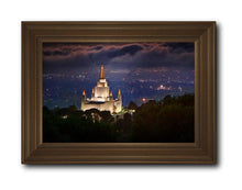 Load image into Gallery viewer, Oakland 12
