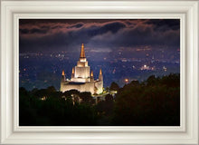 Load image into Gallery viewer, Oakland 12
