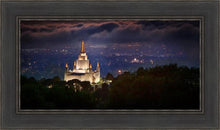 Load image into Gallery viewer, Oakland 12

