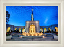 Load image into Gallery viewer, Sacramento 03
