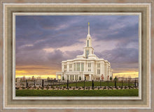 Load image into Gallery viewer, Payson Temple Storm Breaks
