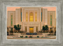 Load image into Gallery viewer, Gilbert Detail
