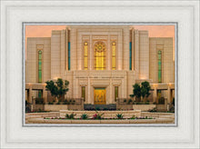 Load image into Gallery viewer, Gilbert Detail
