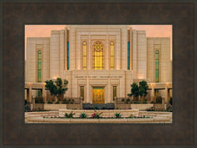 Load image into Gallery viewer, Gilbert Detail
