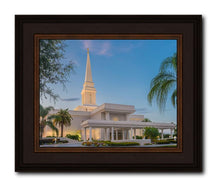 Load image into Gallery viewer, Orlando 02

