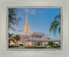 Load image into Gallery viewer, Orlando 02
