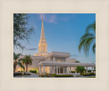 Load image into Gallery viewer, Orlando 02
