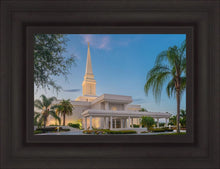 Load image into Gallery viewer, Orlando 02
