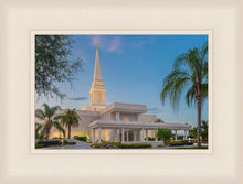 Load image into Gallery viewer, Orlando 02
